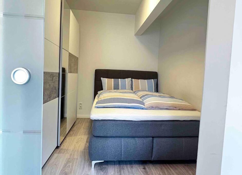 Beste Lage - Altstadt City Dusseldorf - 1,5 Zimmer Apartment Екстериор снимка